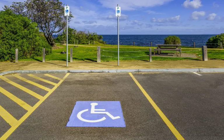 image of a parking space with traffic lines